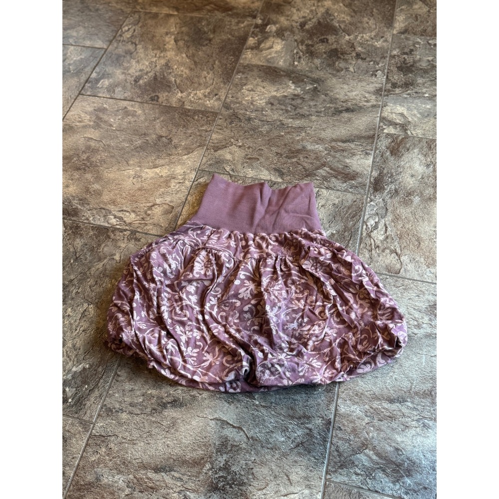 Deha Purple Floral Print Bubble‎ Shorts / Skort Gold Trim Detail Size M EUC HTF